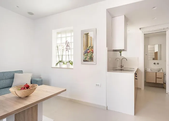 Mythodea Luxury Apartment