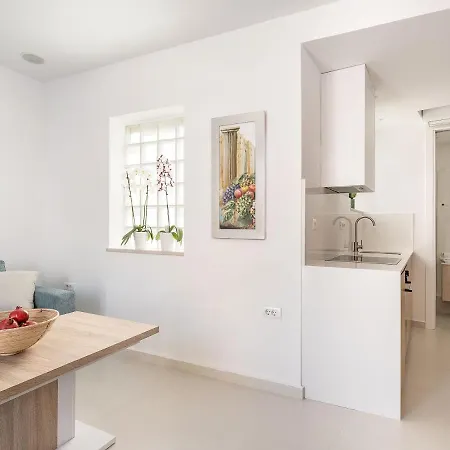 Mythodea Luxury Apartment